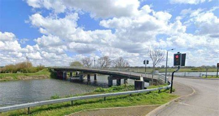 Does ten mile bank flood?