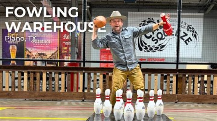 Is fowling piece one word?